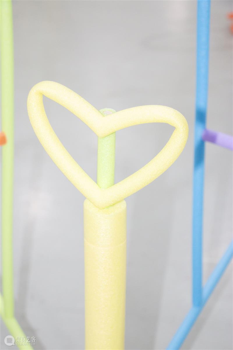 展览现场｜滑梯，旋转木马，跷跷板 Slides, Carousels, Seesaws 崇真艺客