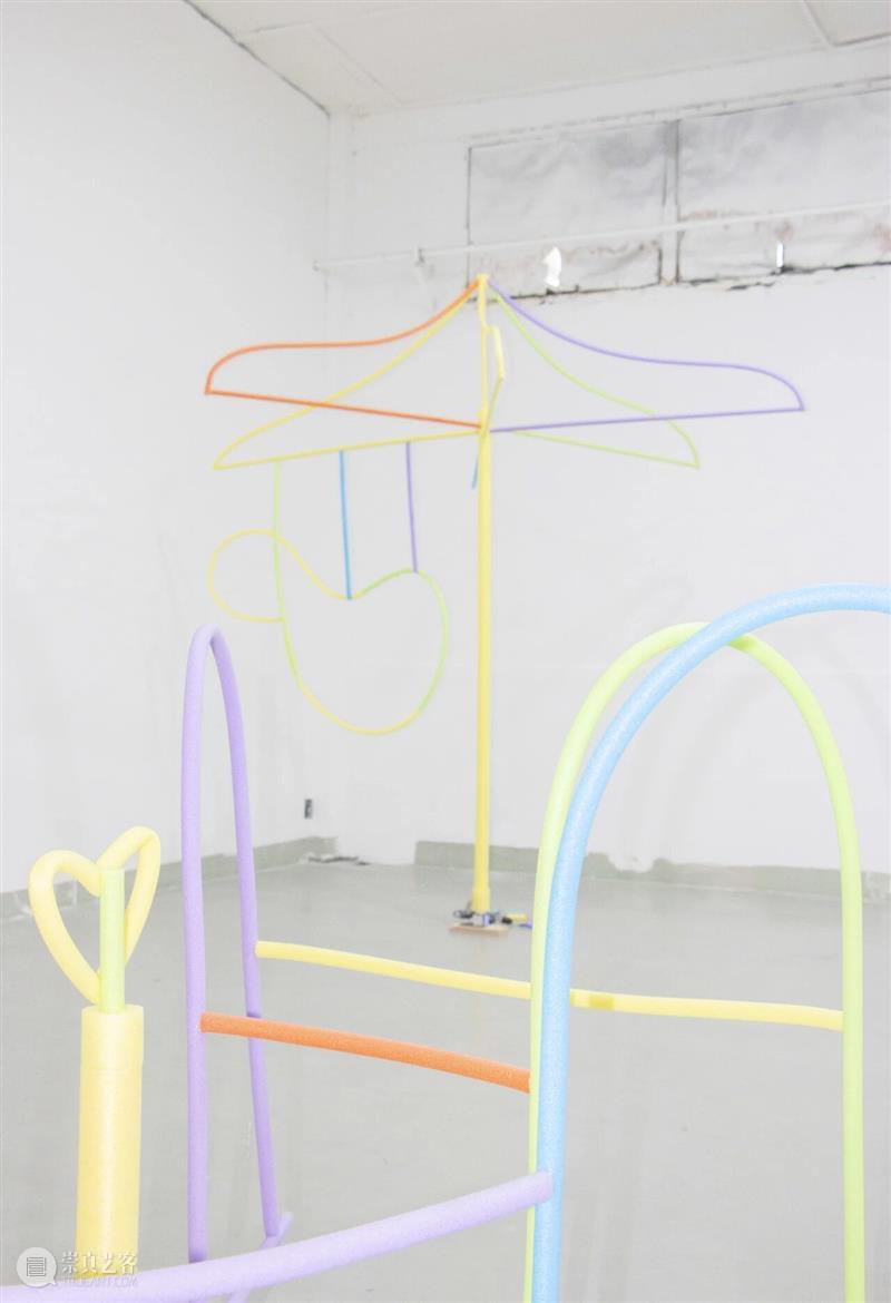 展览现场｜滑梯，旋转木马，跷跷板 Slides, Carousels, Seesaws 崇真艺客