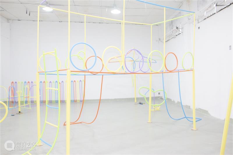 展览现场｜滑梯，旋转木马，跷跷板 Slides, Carousels, Seesaws 崇真艺客