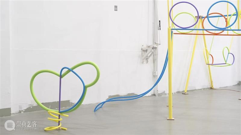 展览现场｜滑梯，旋转木马，跷跷板 Slides, Carousels, Seesaws 崇真艺客