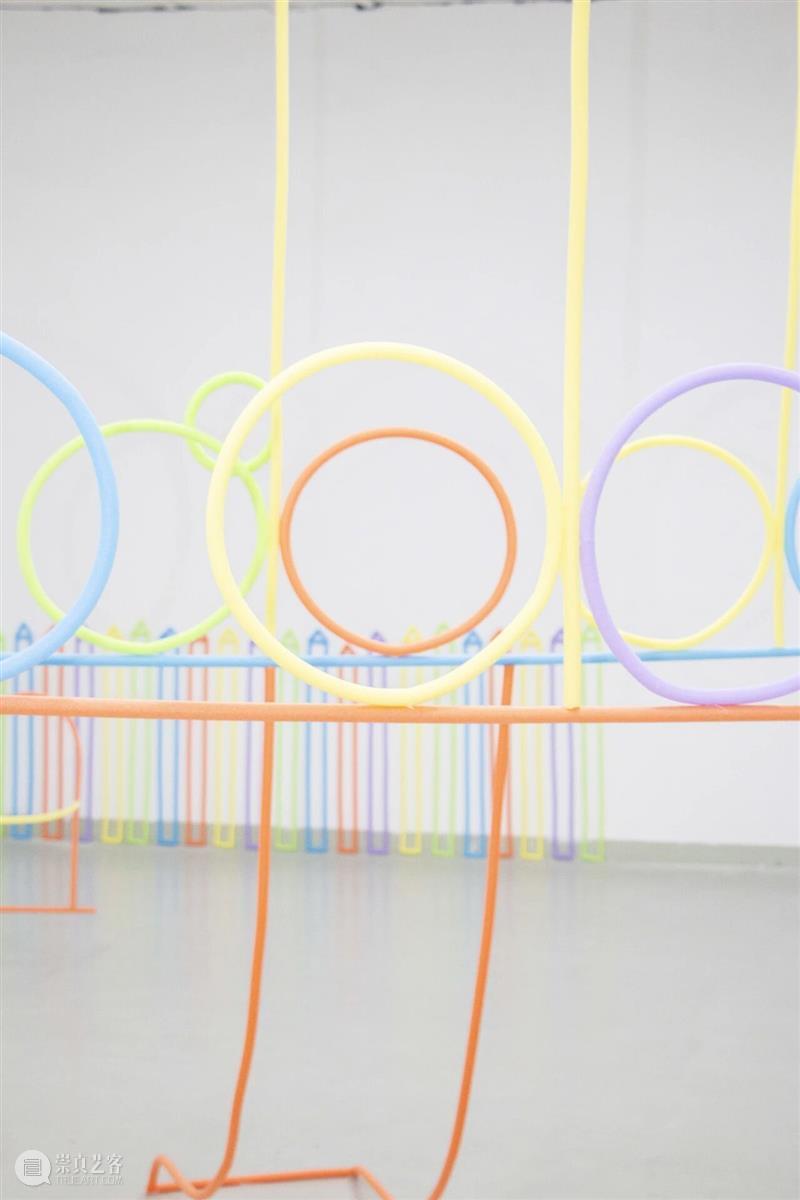 展览现场｜滑梯，旋转木马，跷跷板 Slides, Carousels, Seesaws 崇真艺客