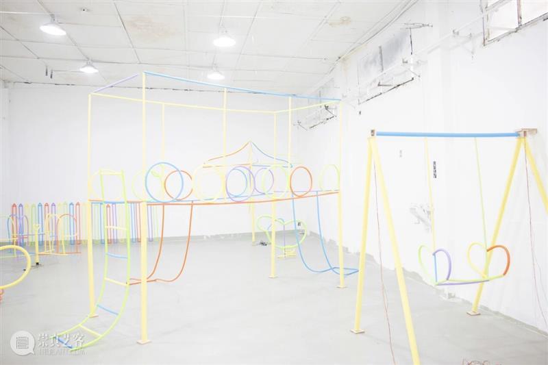 展览现场｜滑梯，旋转木马，跷跷板 Slides, Carousels, Seesaws 崇真艺客