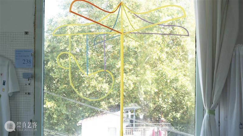 展览现场｜滑梯，旋转木马，跷跷板 Slides, Carousels, Seesaws 崇真艺客