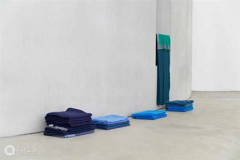 阅读｜张震中，《加布里尔·库里：观时》  阿那亚艺术中心 崇真艺客