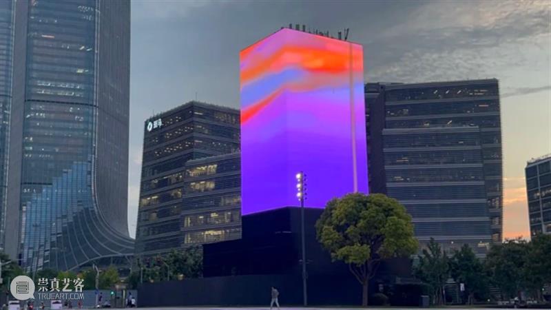 【小编推荐】天际之间,刘毅邀请你看一场动态城市电影 崇真艺客