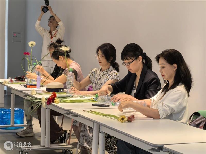 震旦美术馆 | 2025年度回顾（内含福利） 崇真艺客