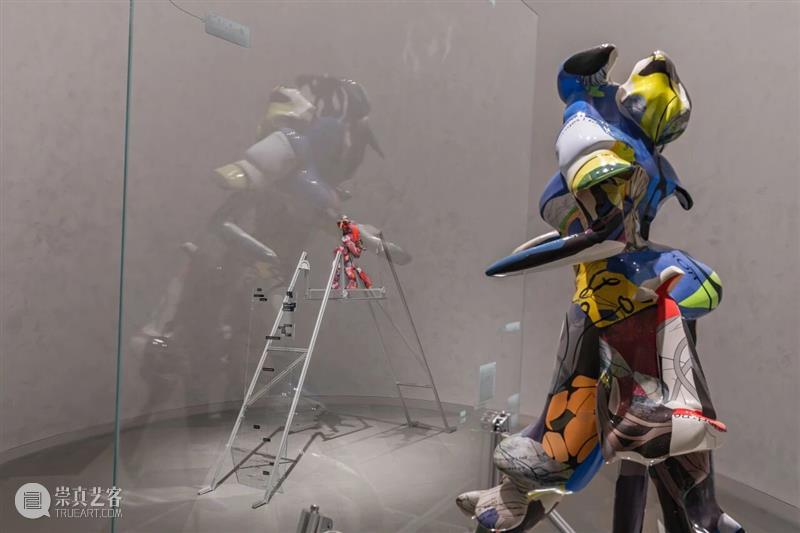 震旦美术馆 | 2025年度回顾（内含福利） 崇真艺客