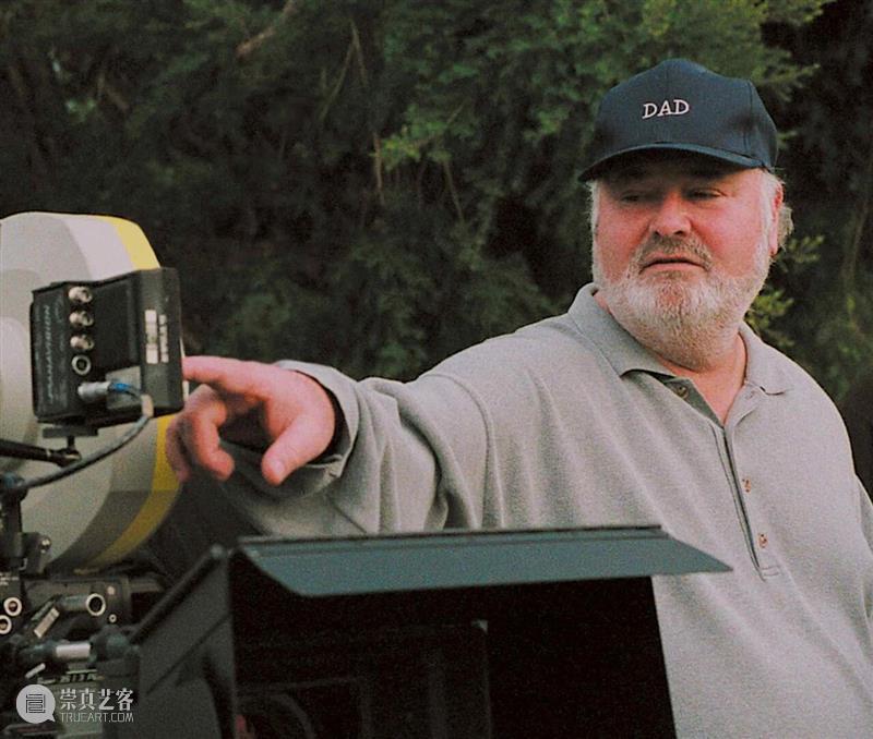 影二代“弑父悲剧”的背后，是一段被忽略的父子往事 崇真艺客