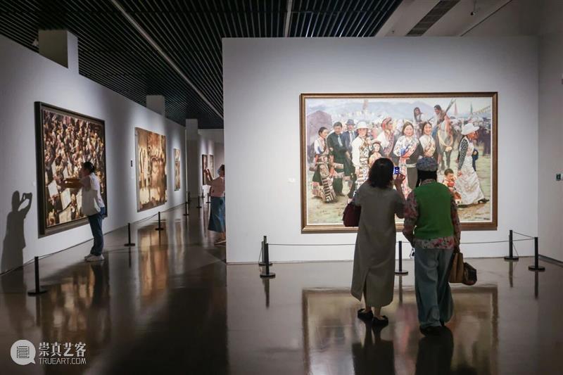 活动 | 步入艺术的岁月长廊，聆听油画背后的温情与“众生相” 崇真艺客