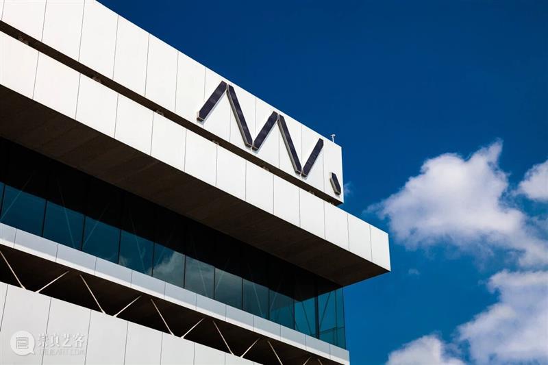 公告 | 艺仓美术馆元旦假期正常开放，欢迎观展 崇真艺客