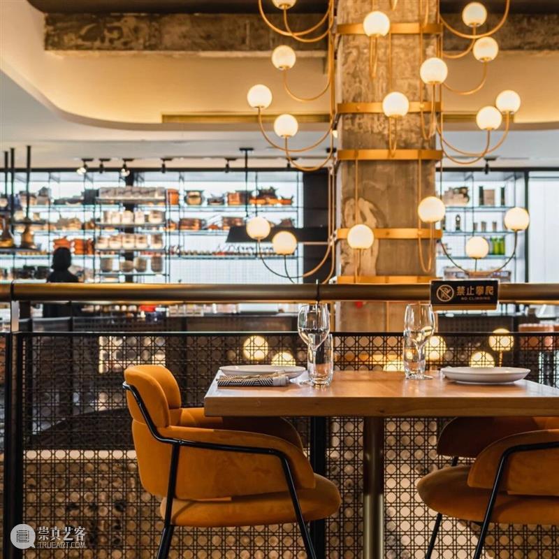 美味狂欢！MESS跨年派对 一起倒数迎接新年~ 崇真艺客