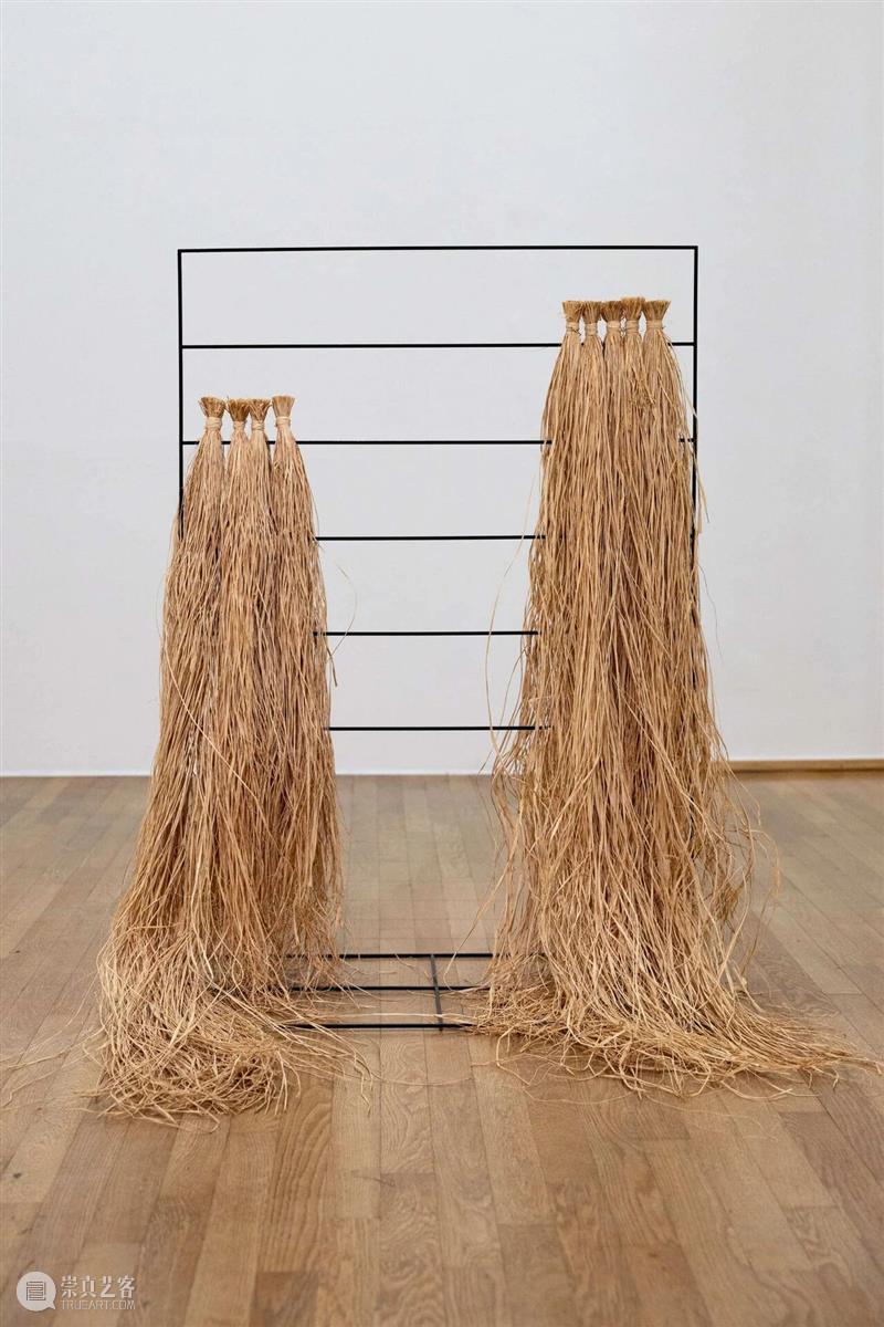 展览现场｜乔尔·安德里亚诺马里索（Jo?l Andrianomearisoa）「情感与欲望之器」@ 路德维希博物馆 崇真艺客