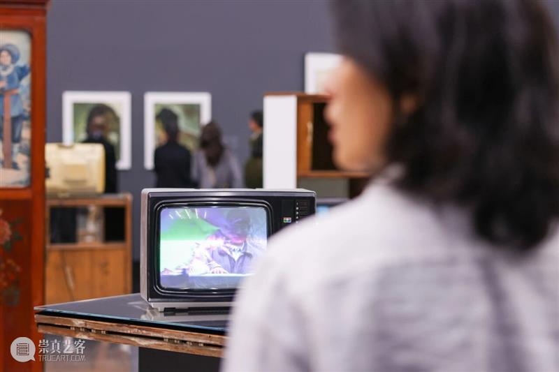 离去与归来丨杨福东的影像旅程 崇真艺客