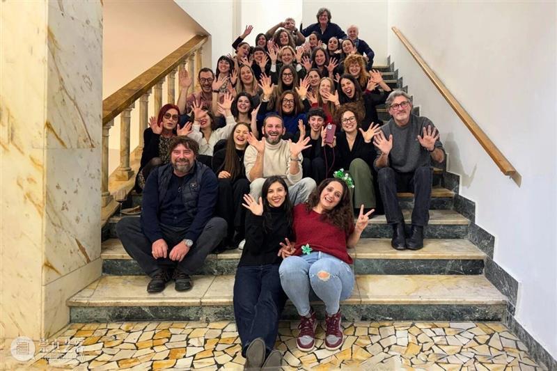 常青画廊祝大家节日快乐 ? 崇真艺客