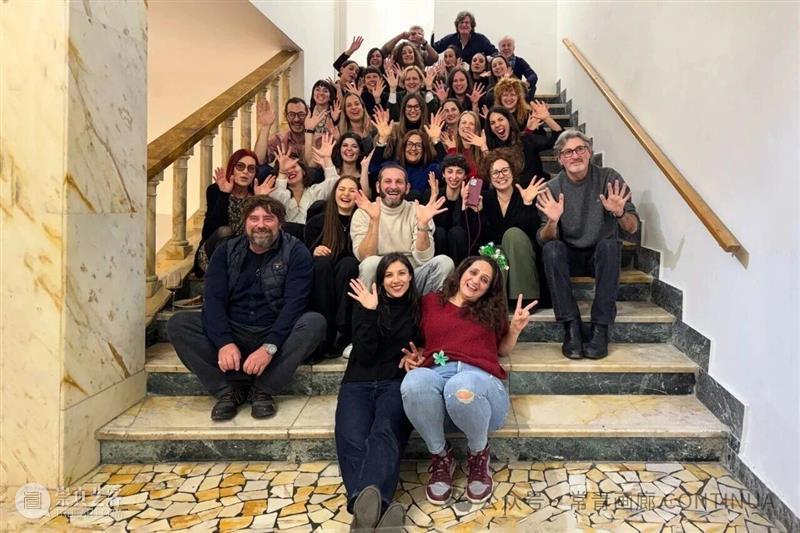 常青画廊祝大家节日快乐 ? 崇真艺客