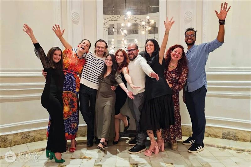 常青画廊祝大家节日快乐 ? 崇真艺客