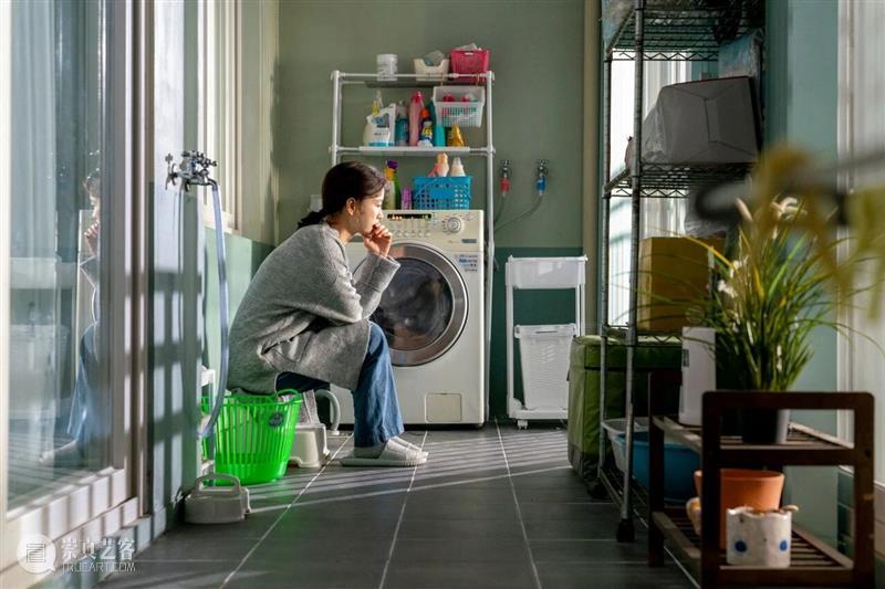 SFM· 学术赏 |光影里的生存图鉴，看见女性的千万种可能   崇真艺客