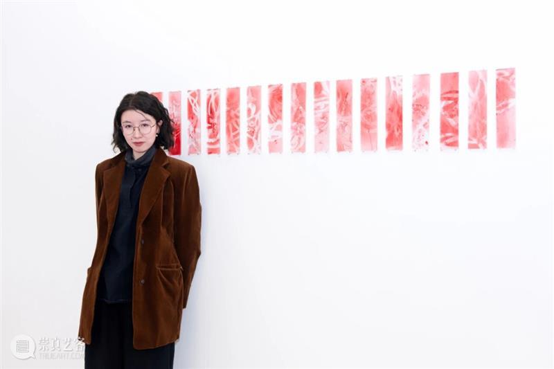 「女性艺术家访谈」岳明月：我不想将生育浪漫化 崇真艺客