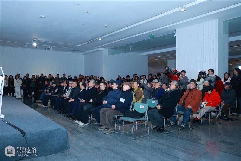 现场｜ 孤峰不与众山俦——唐允明山水画展在四川美术学院开幕 崇真艺客