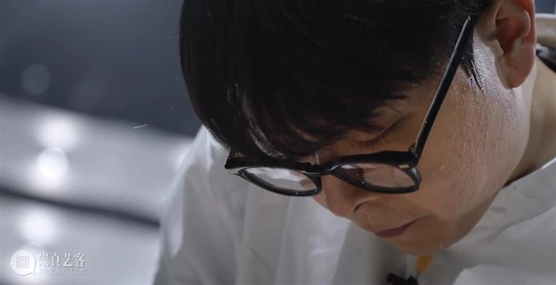 我居然在一档美食综艺里看到了久违的公平 崇真艺客