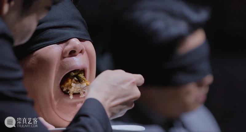 我居然在一档美食综艺里看到了久违的公平 崇真艺客