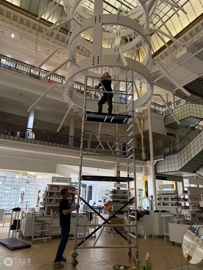 宋冬｜从复兴岛船厂到巴黎百货商场 崇真艺客