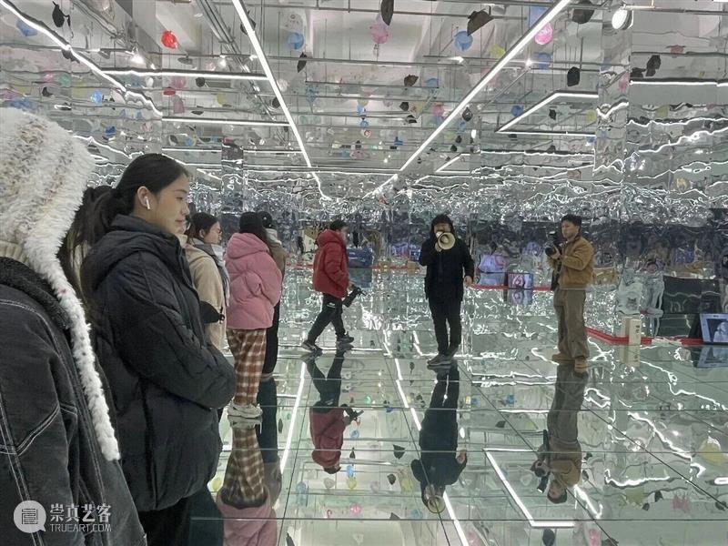 宋冬｜从复兴岛船厂到巴黎百货商场 崇真艺客