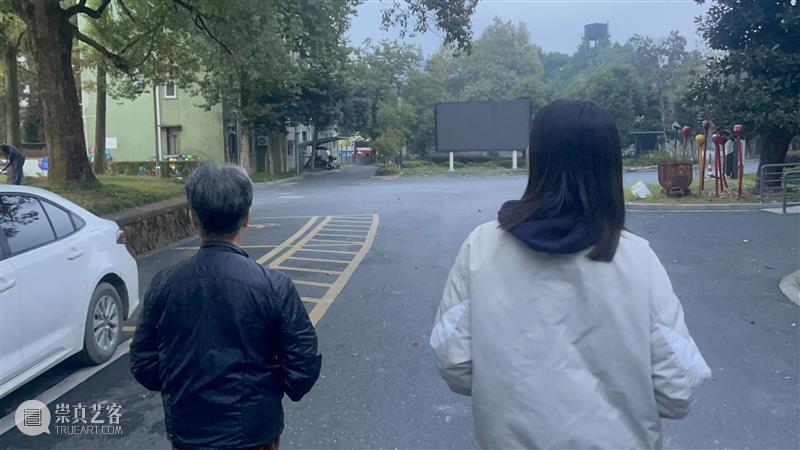 怪东西及舞厅复活计划｜黄译轮值手记 崇真艺客