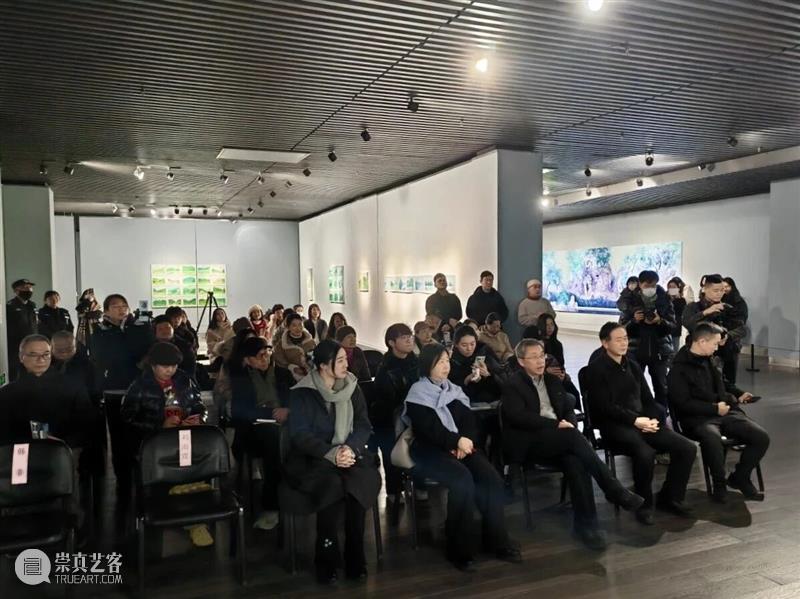 “与美面对面”系列之何金安油画展专场导览暨艺术分享会活动回顾 崇真艺客