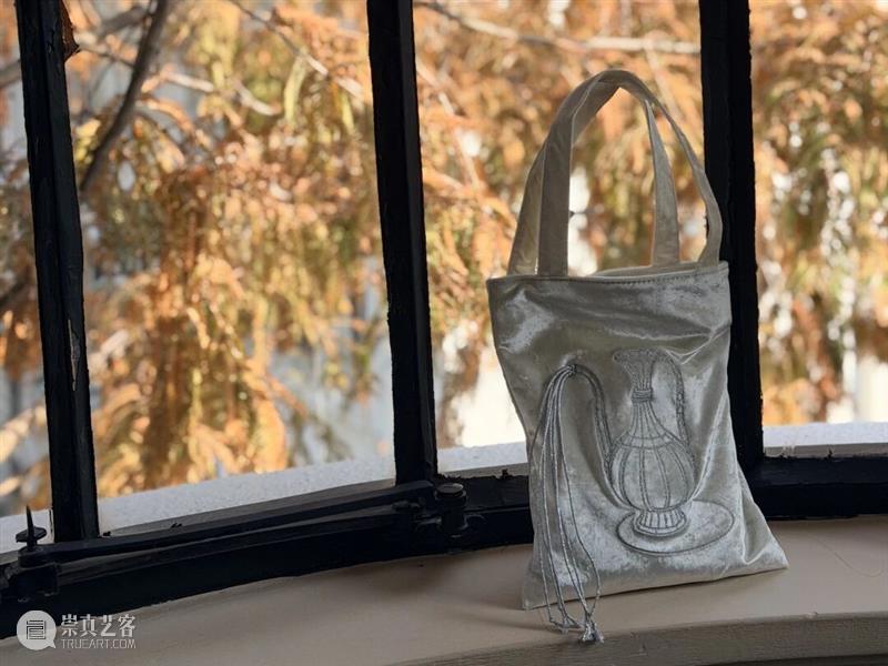 可以登上你的新年购物清单吗?浦东美术馆卢浮宫大展亮点文创 崇真艺客