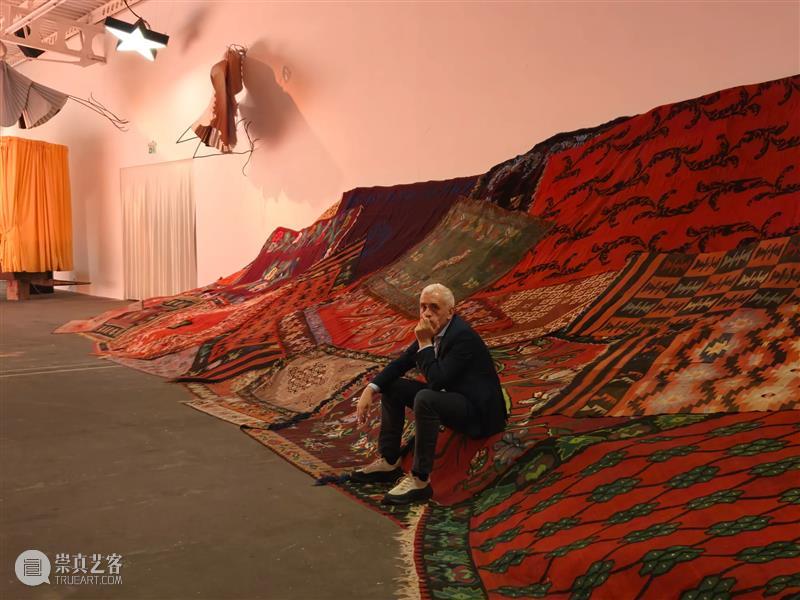 哈利拉伊_自由与身份的梦境|国家美术·关注 崇真艺客