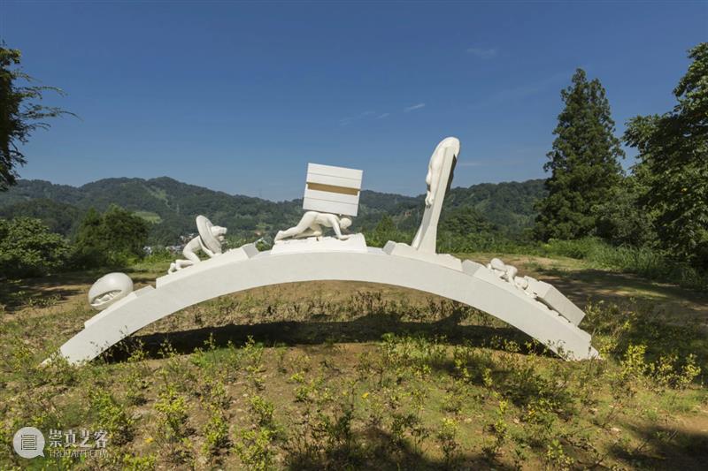 阅读｜《周末画报》报道：ILYA & EMILIA KABAKOV：飞翔的卡巴科夫 崇真艺客