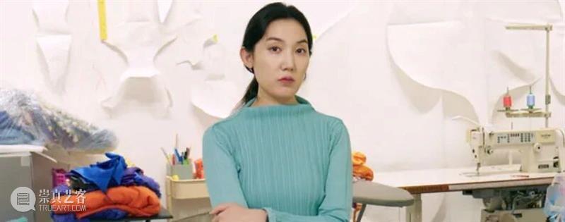 KADIST 收藏：键盘、牙刷与瓶盖的史诗，莫法特·塔卡迪瓦的废墟编织术 崇真艺客