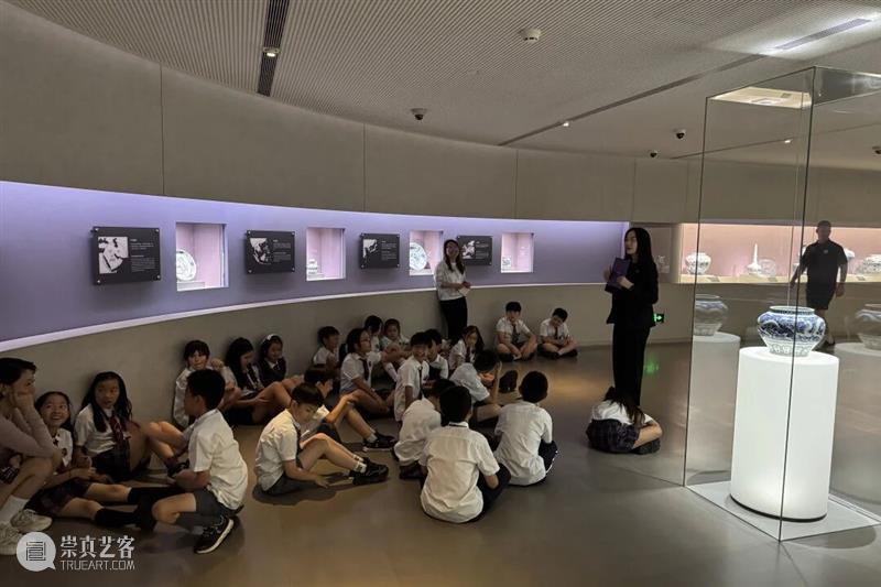 AM KIDS?| 鱼鸟童游——震旦博物馆青花瓷器主题绘画半日营 崇真艺客