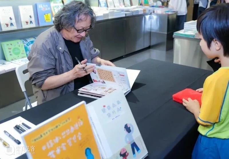 UCCA年度回顾丨2025的“另一种进化”   崇真艺客