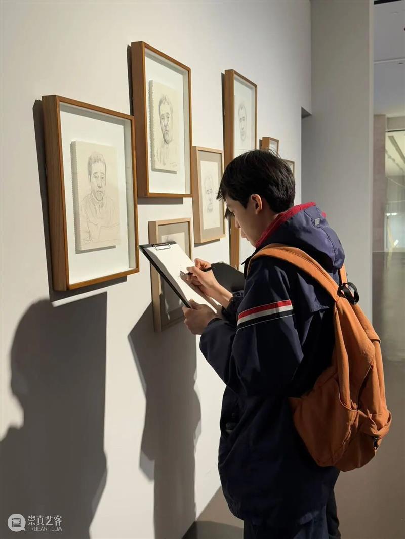 现场 | “Meet 上海之美”——高雅艺术进校园艺术展 崇真艺客