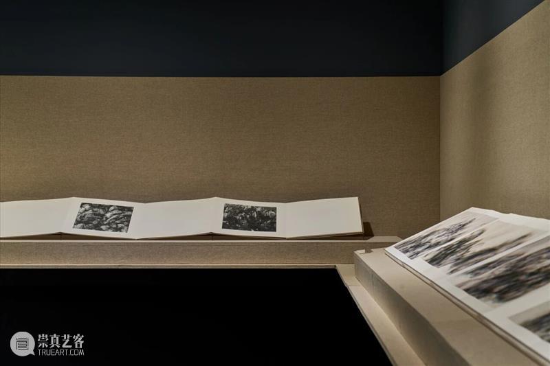 “长江万里图”首次全景呈现，“秋麦：心目之中”正在UCCA展出 崇真艺客