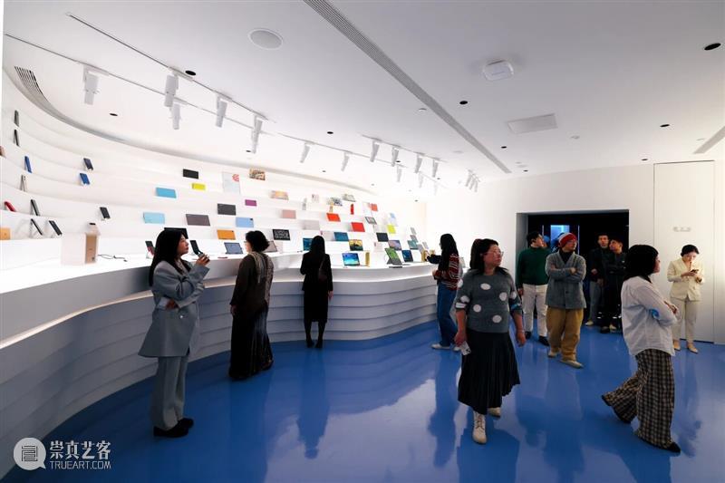 UCCA Lab丨“涌动的未来——AI文明艺术展”在联想北京未来中心正式启幕   崇真艺客