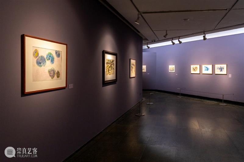 海外华人艺术家个展开展｜ 秋草润心——李芳枝的绘画游牧 崇真艺客