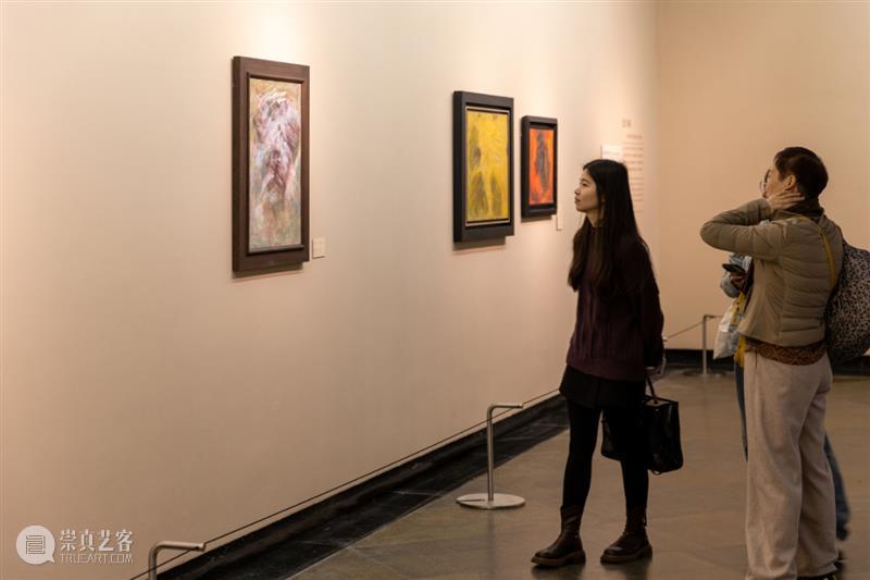 海外华人艺术家个展开展｜ 秋草润心——李芳枝的绘画游牧 崇真艺客