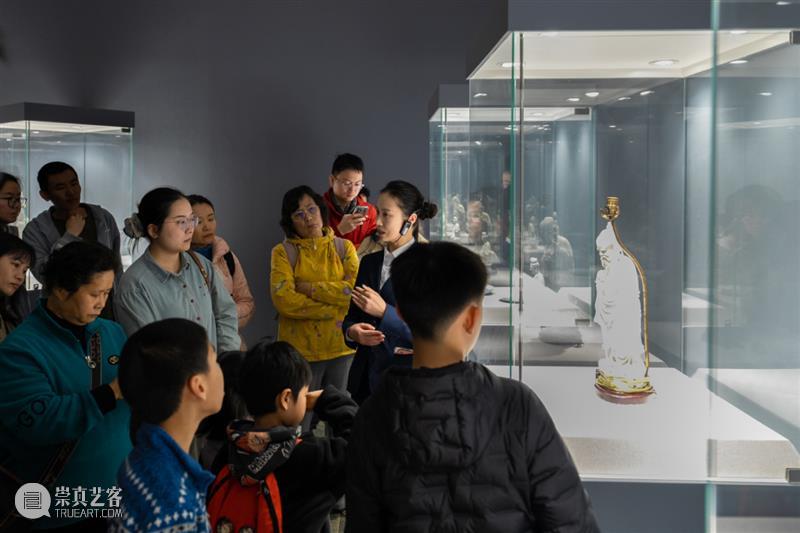 广东美术馆2026新年艺术季 | 德化瓷艺术大展观展指南:解锁“中国白”的万象风华 崇真艺客