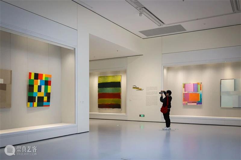 广东美术馆2026新年艺术季 | 马年新春，艺脉相承：广东美术馆 2026 春节展览活动全攻略 崇真艺客