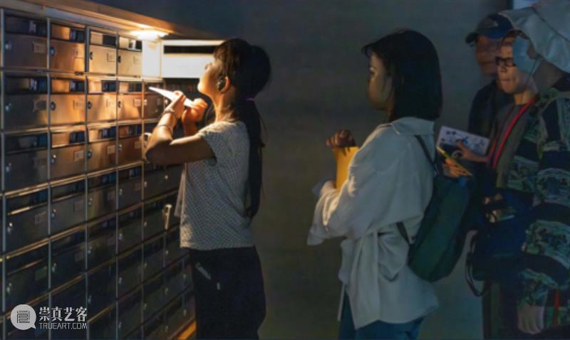 主编寄语:在公共的土壤里,种下明天的想象 崇真艺客