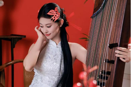 新春 | 大年初一快闪：接一份名家手写祝福，听一场千年回响 崇真艺客