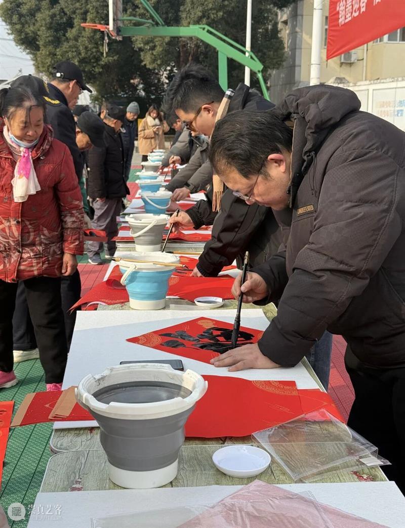 笔墨凝情送福至 艺术暖心迎新春——南京书画院、金陵美术馆开展新春送福活动 崇真艺客