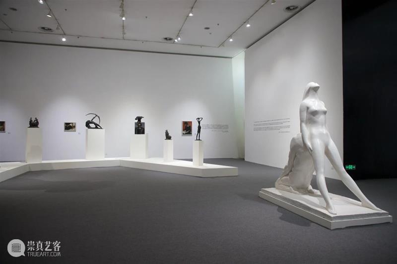 公告 | “开放的现实主义：梁明诚艺术研究展”提前撤展通知   崇真艺客