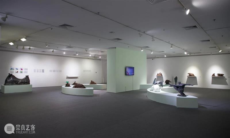 公告 | “开放的现实主义：梁明诚艺术研究展”提前撤展通知   崇真艺客