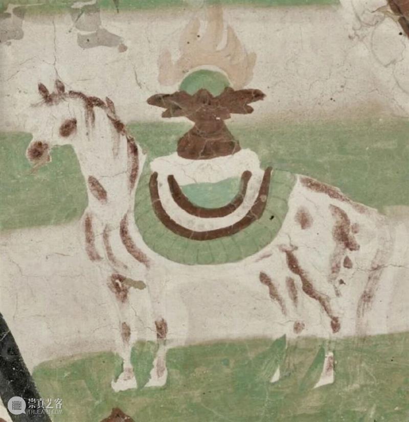 更祝明朝风日好，梅花满眼踏新年。   崇真艺客
