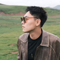 A2M 福利｜《——以慧聚狮垒球队为例》：挥棒之间，一场异乡人的现实博弈 崇真艺客