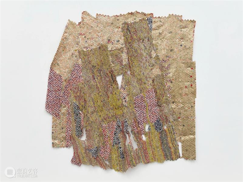 白立方香港及首尔｜艾尔·阿纳祖（El Anatsui）：瓶盖之历史隐喻 崇真艺客